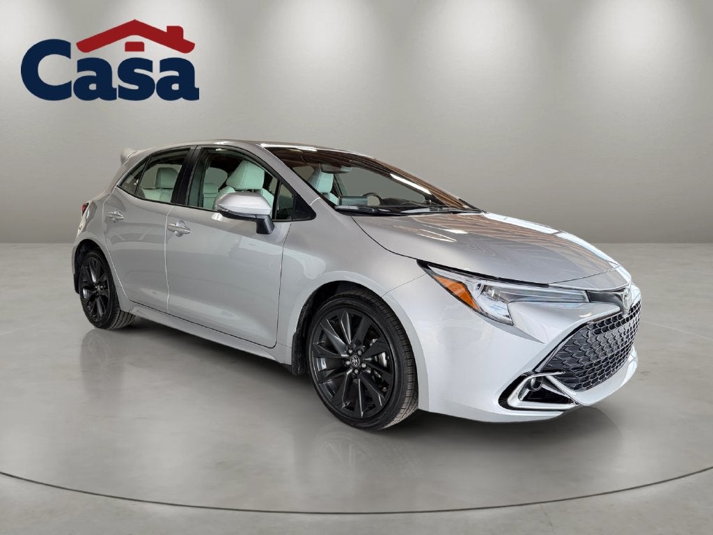 2025 Toyota Corolla Hatchback XSE