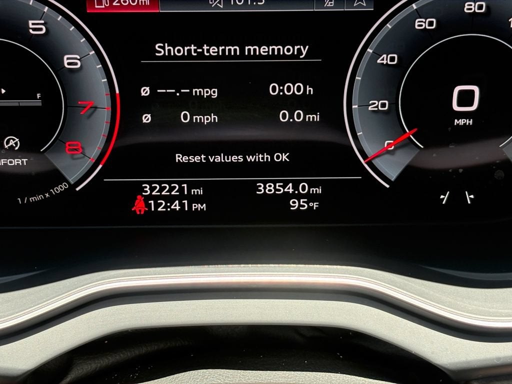 2023 Audi Q5 S line Prestige