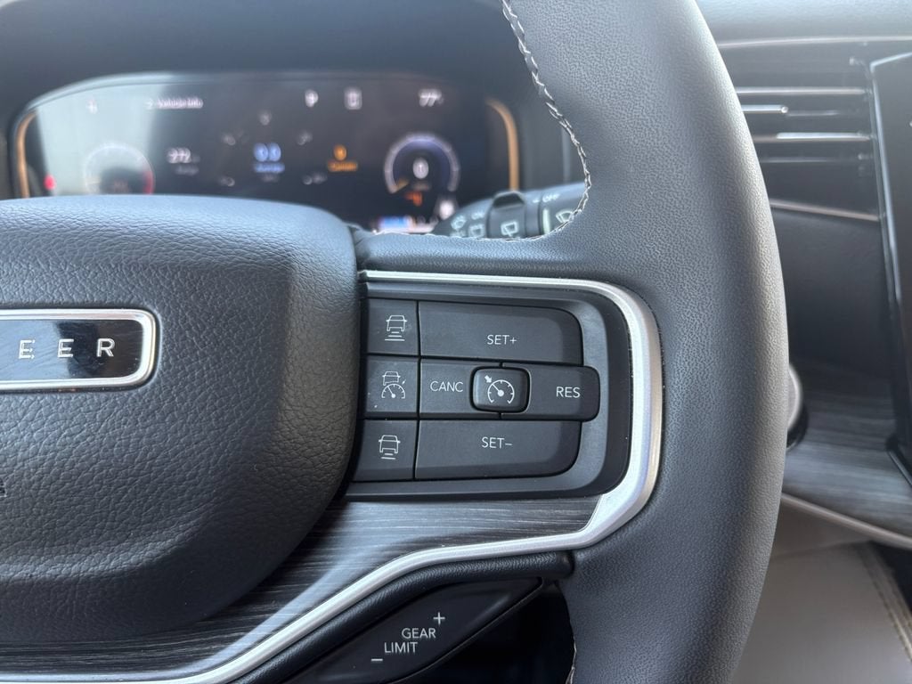 2023 Jeep Wagoneer Series III