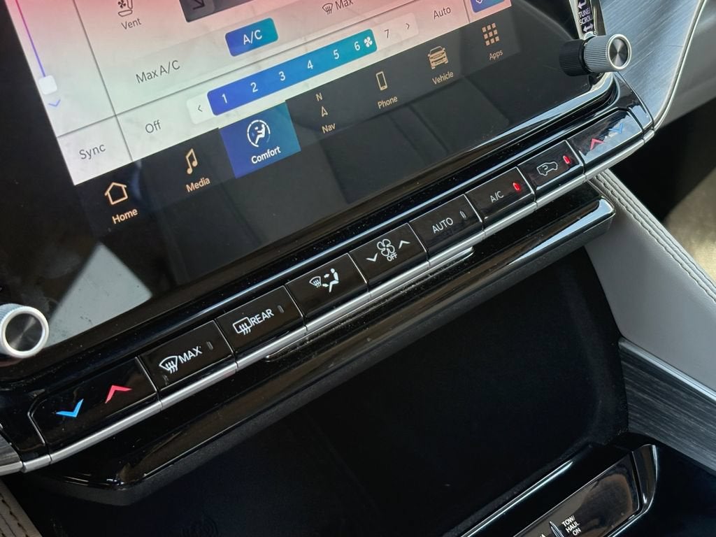 2023 Jeep Wagoneer Series III