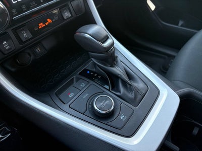 2025 Toyota RAV4 Hybrid SE