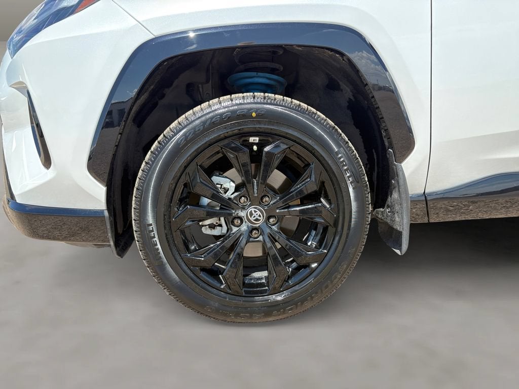 2025 Toyota RAV4 Hybrid SE