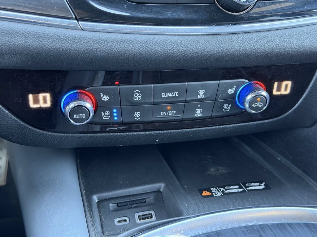 2024 Buick Enclave Premium