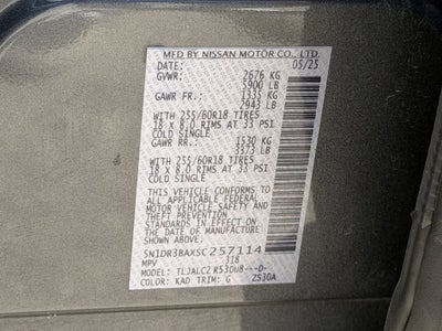 2025 Nissan Pathfinder SV