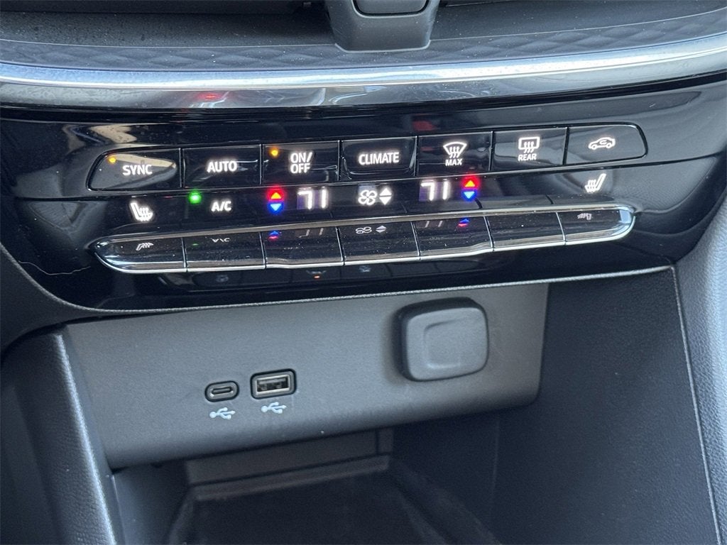 2024 Buick Encore GX Avenir